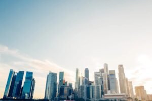 « CDI jeune » du Medef : zéro devoir pour l’employeur, zéro droit pour le salarié – L’éditorial de Cathy Dos Santos – 2 février 2026